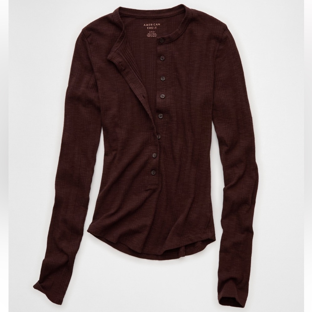 American Eagle Long Sleeve Henley T-Shirt